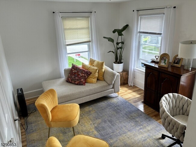 Foto del edificio - 311 Old Boonton Rd