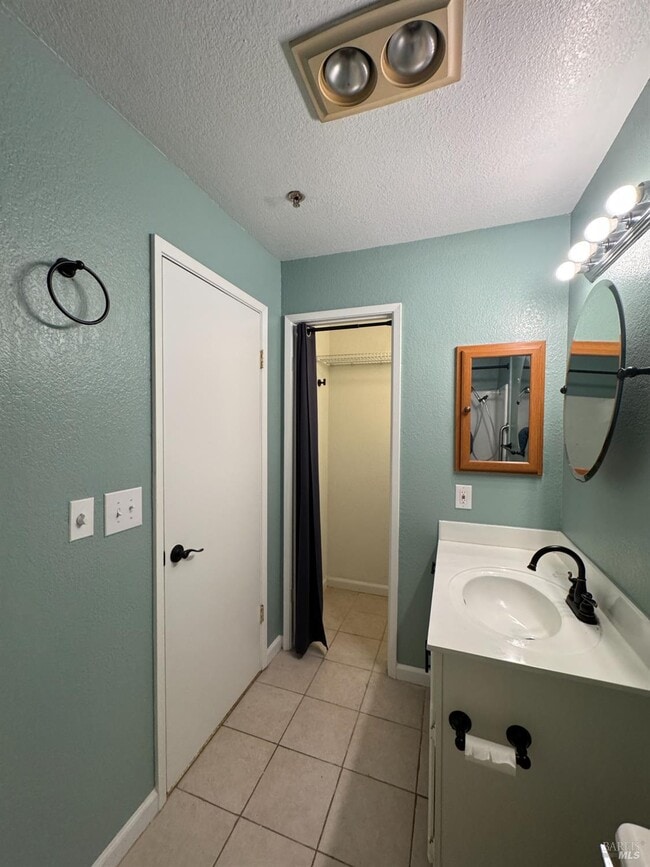 Foto del edificio - 511 Lighthouse Dr