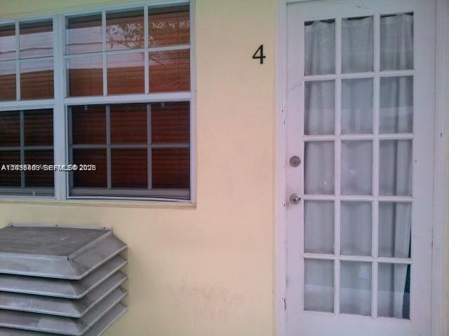 Foto del edificio - 825 Euclid Ave