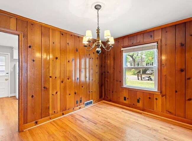 Foto del edificio - 2432 Westfield Ave