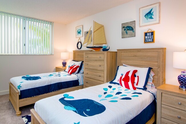 2 BR, 1 BA - 1,387 SF - Aqua 2800