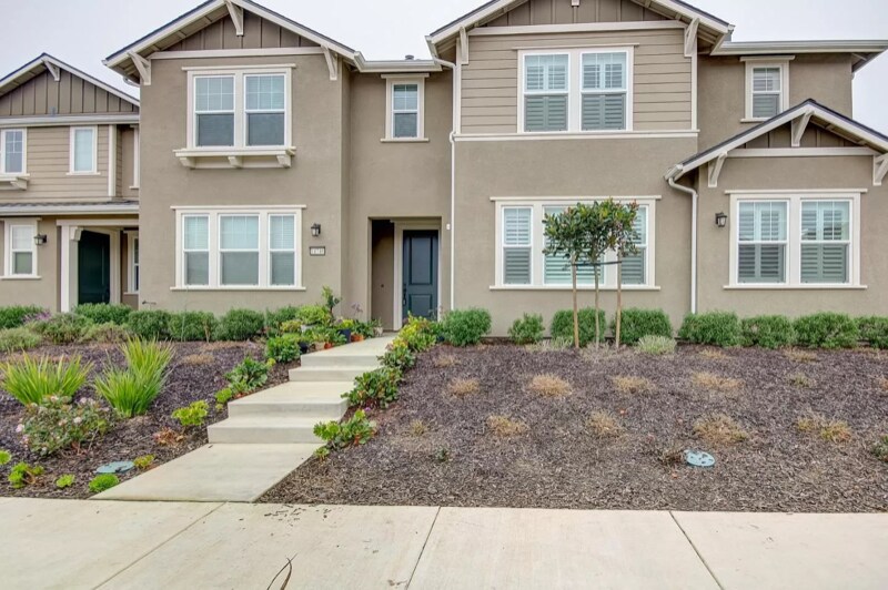 Foto principal - 14746 Kit Carson Dr