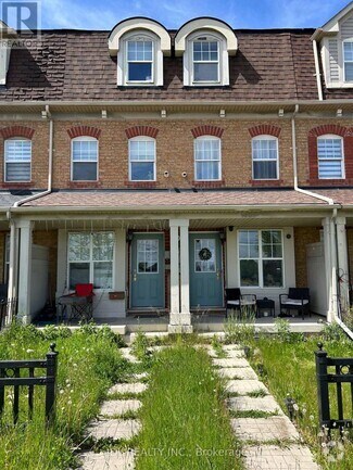 Building Photo - 8882 Sheppard Ave E