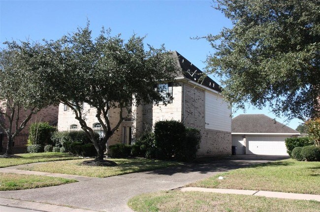 Building Photo - 908 Azalea Pointe