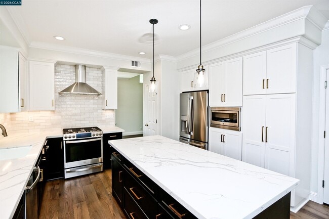 Building Photo - 1079 River Rock Lane