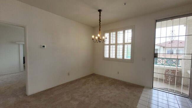 Foto del edificio - Conveniently Located In Rancho San Diego