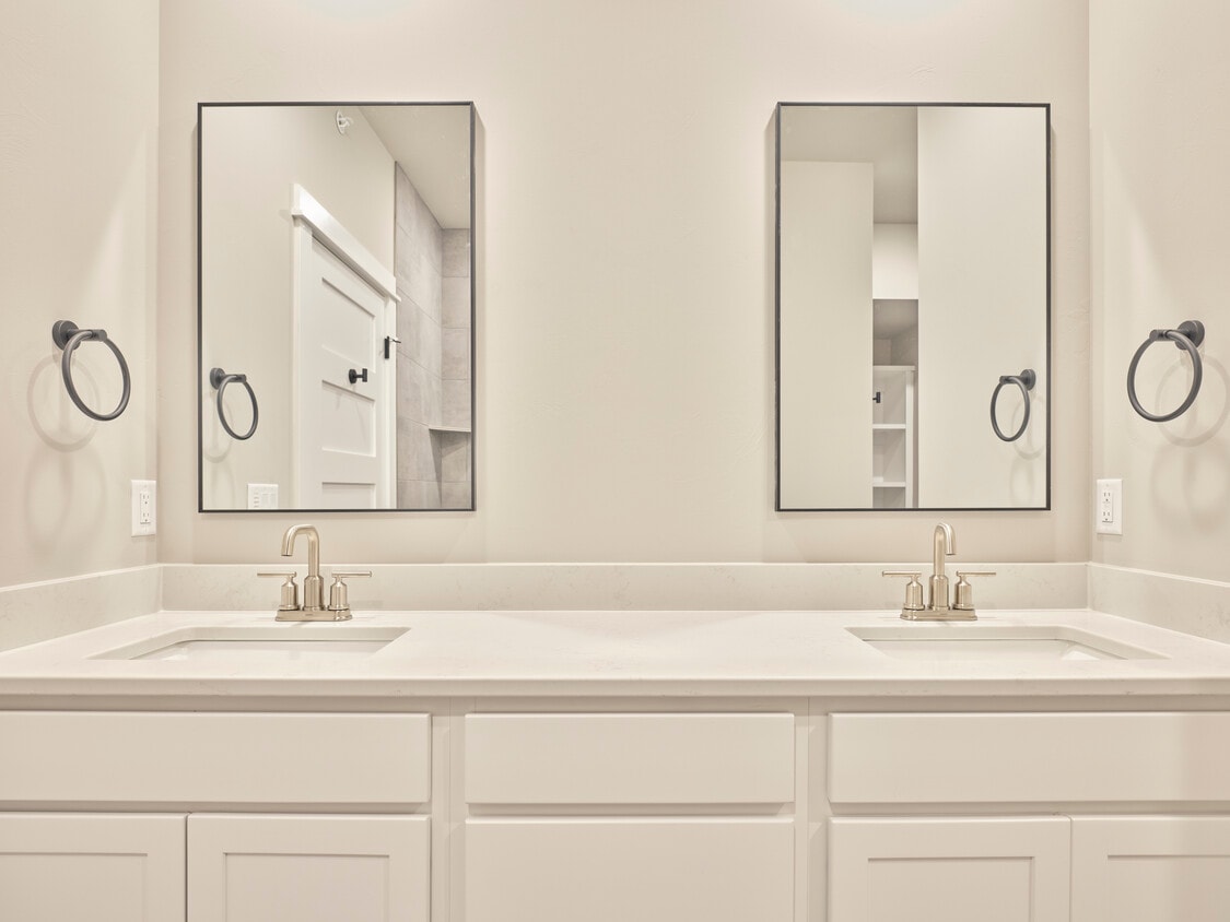 Building Photo - Westland Lofts