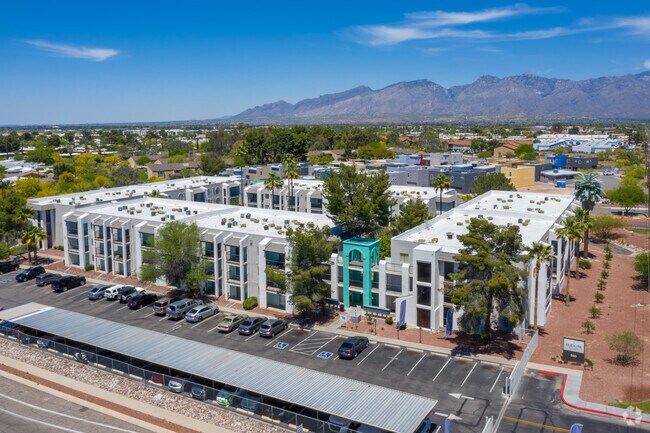 Foto aérea - Elevate Apartments