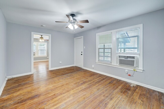 Foto del edificio - 2610 White Oak Dr
