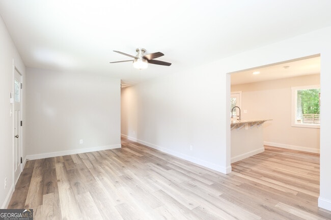 Building Photo - 1208 Williams Cir