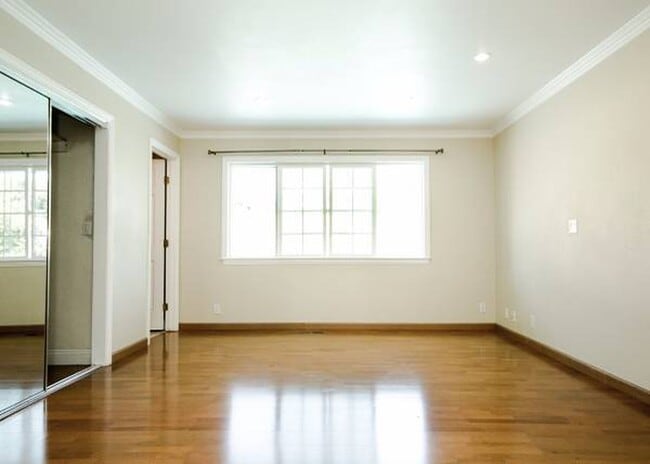 Photo - 1113 Remington Ct House