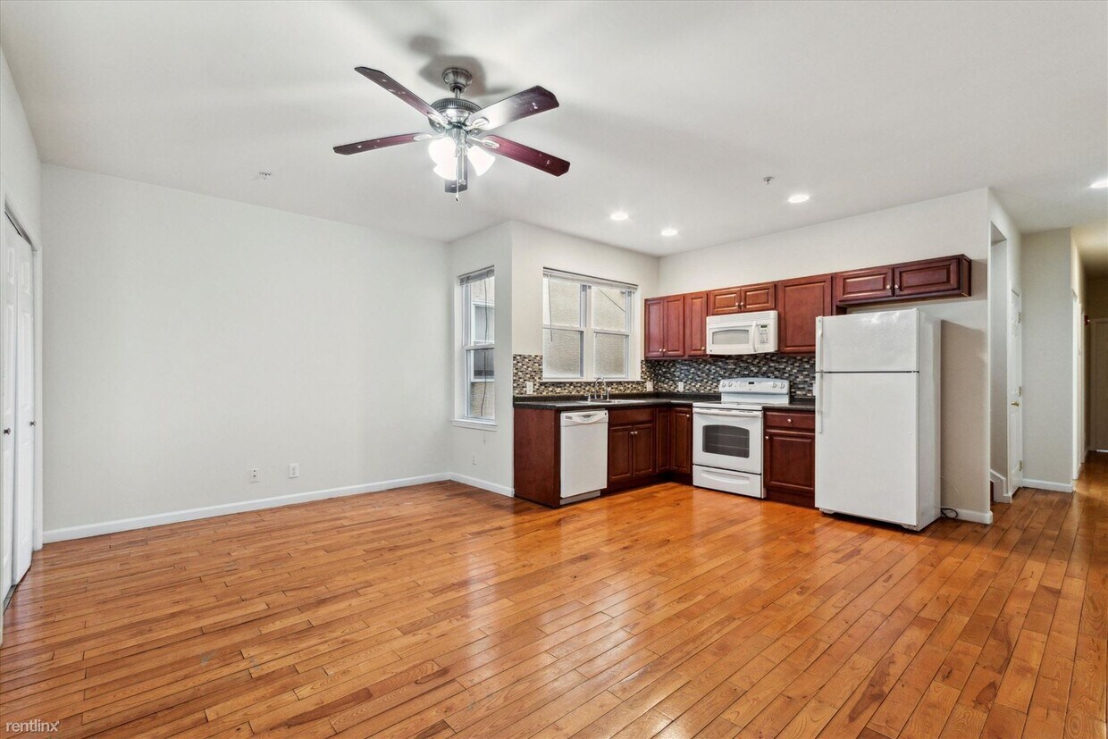 4 br, 2 bath Duplex 1731 CECIL B MOORE A... Townhome Rentals in