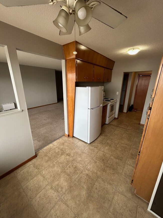 Photo du bâtiment - 443-443 Lorne St N