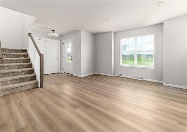 Foto del edificio - 1674 Happy Trails Rd