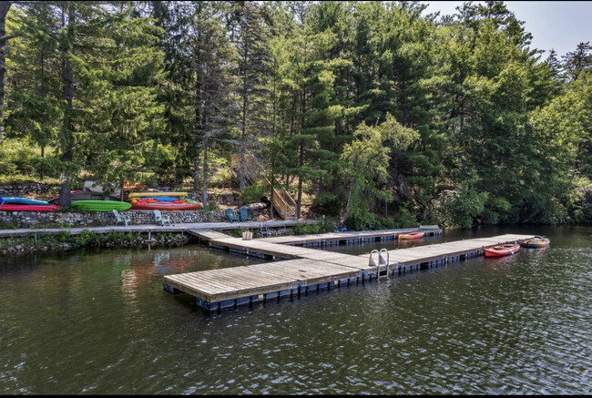 Building Photo - 8 Log Cabin Ln