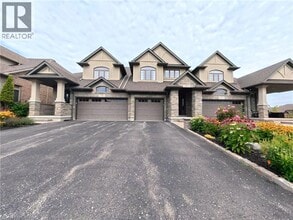 Building Photo - 160 Oak Park Dr