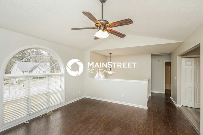 Foto del edificio - 3 Bedroom Pet-Friendly Home in ROCKMART, G...