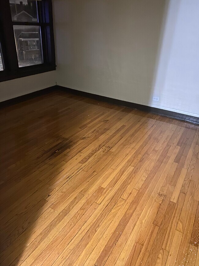 Foto del edificio - 7852 S Colfax Ave