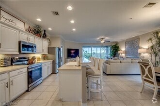Building Photo - 14776 Calusa Palms Dr