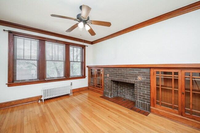 Building Photo - 509 Duane St