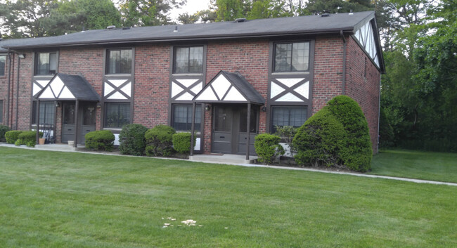 Building Photo - 87 Newbrook Ln