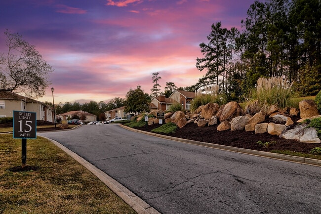 Building Photo - Boulder Creek