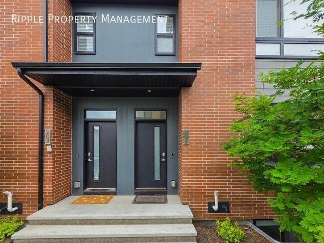 Building Photo - BEAUTIFUL SEMI-FURNISHED OPTIONAL 3-BED, 3.5-BATH TOWNHOUSE | PRIME SAGE HILL LOCATION