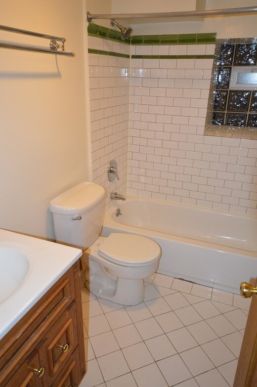 Foto del edificio - 3900 N. Greenview