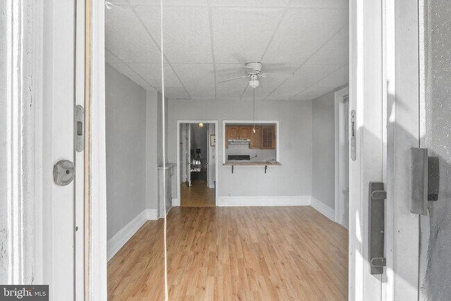 Foto del edificio - 711 Corinthian Ave