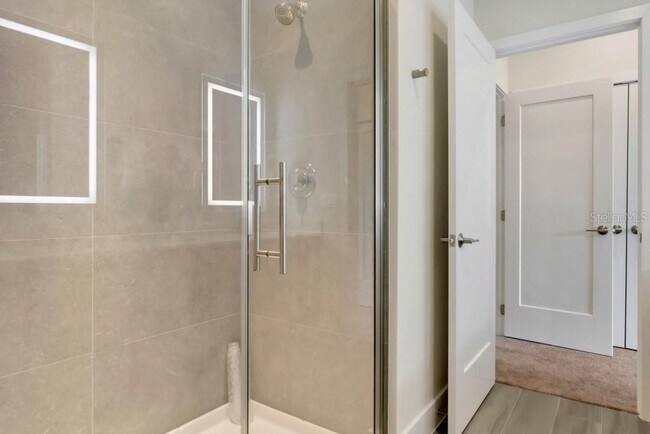 Foto del edificio - 17305 Hidden Forest Dr