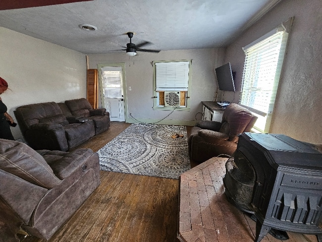 Foto del edificio - 1503 Palmer Ave