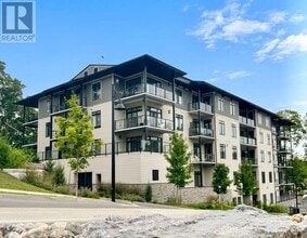 Building Photo - 17 Cleave Ave
