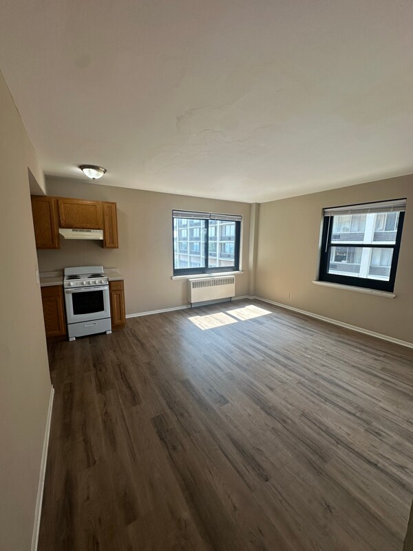 Foto del edificio - 1646 N Prospect Ave