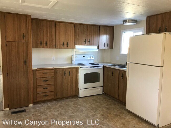 Foto del edificio - 2 br, 1.5 bath House - 515 NE Meadowlark Ln