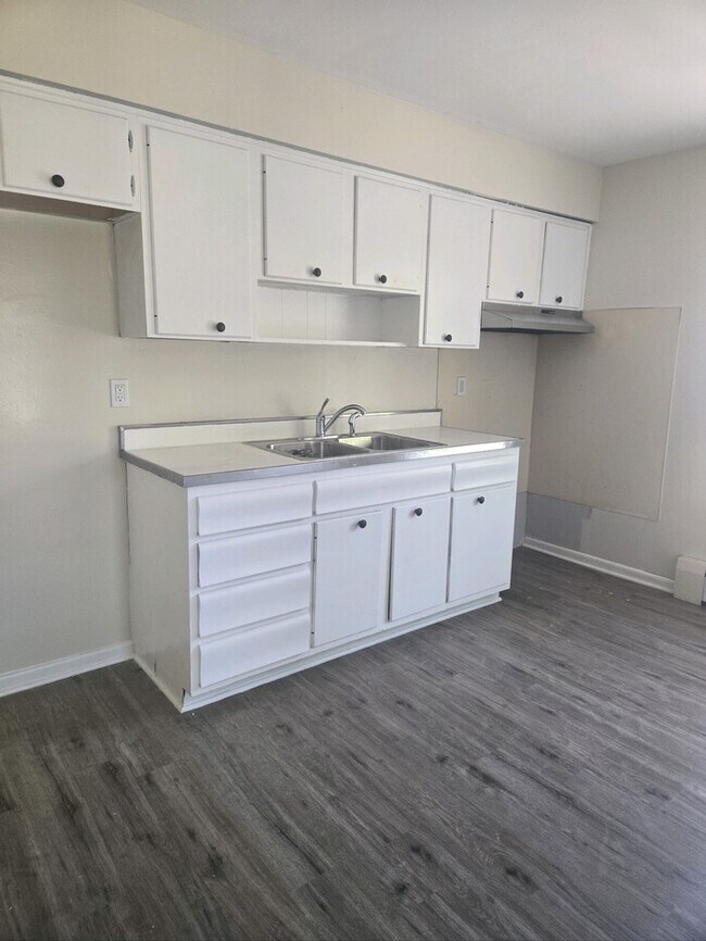 Foto del edificio - Beautiful one bedroom apartment