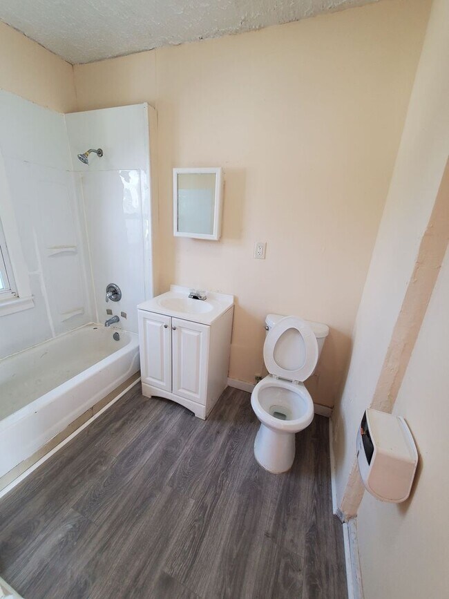 Foto del edificio - 4732-4734 N 30th St. (Duplex)
