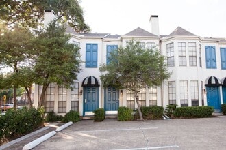 Building Photo - 5000 Cedar Springs Rd