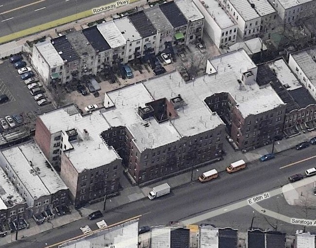 Foto del edificio - 474 E 98th St