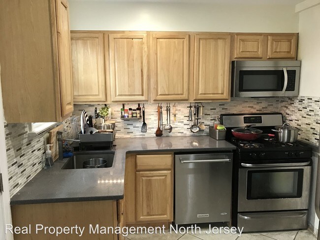 Building Photo - 50 Gillespie Rd