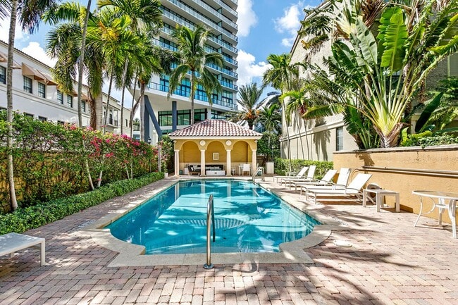 Foto del edificio - 691 Hibiscus St