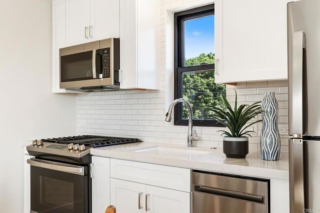 Foto del edificio - 3757 Adams St