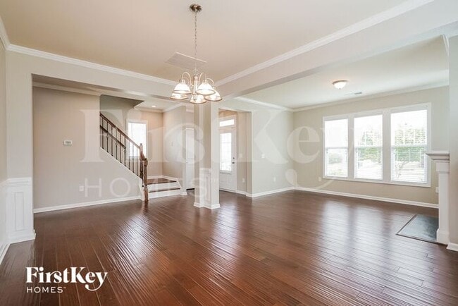 Building Photo - 175 Heathwood Dr