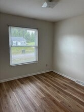 Building Photo - 1307 Farmingdale Dr