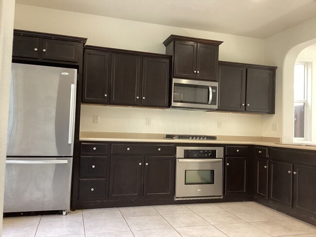 Foto del edificio - 1587 Etchings Way