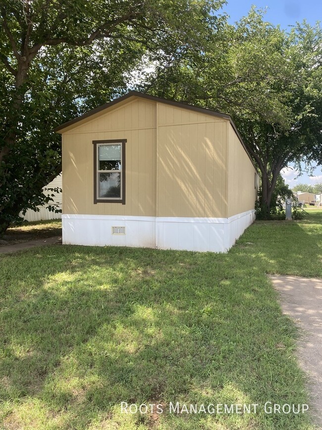 Building Photo - Home Available to Lease - Apply Today!