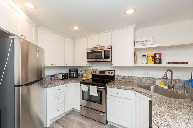 Foto del edificio - 3 bed, 2.5 bth, TOWNHOME in COLLEGE PARK