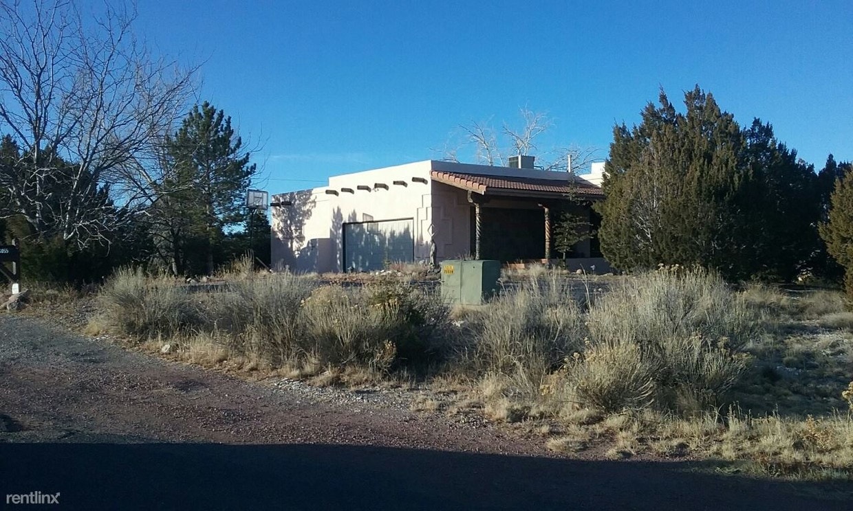 1055 S May Valley Dr, Pueblo West, CO 81007 House for Rent in Pueblo