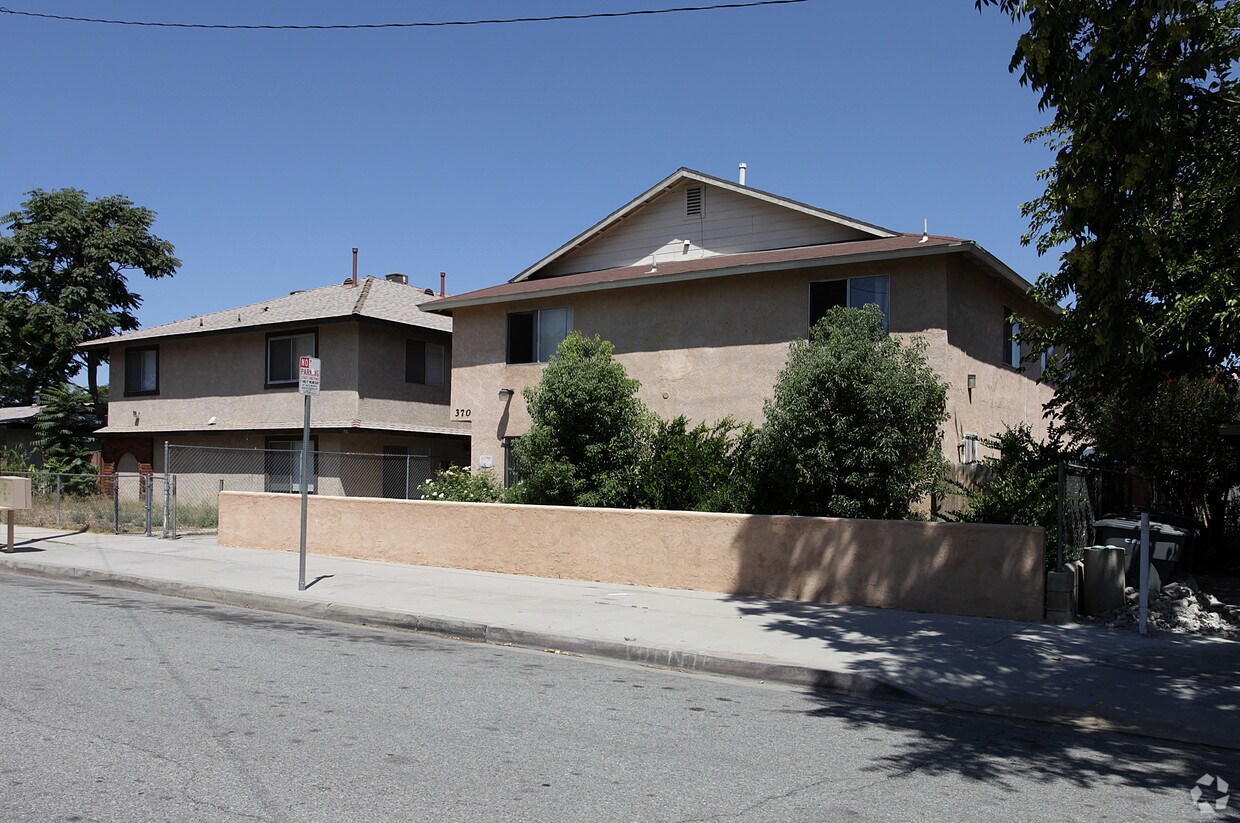 Foto principal - 370 E 6th St