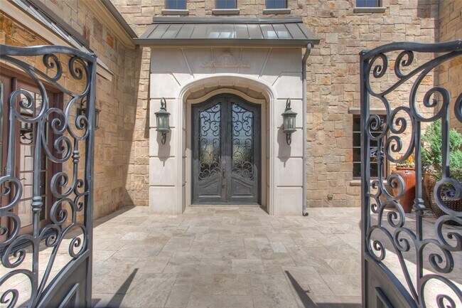 Building Photo - 4657 Benavente Ct