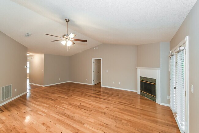 Foto del edificio - 4737 Kernan Mill Ln E